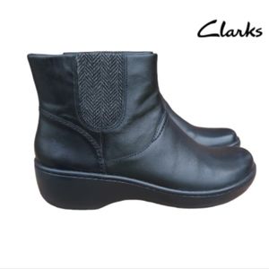 Clark Ankle Boot Black Leather Bootie Dress Shoe Women 9 Casual Winter Cushion